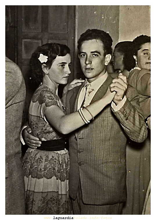 Ana Pedraza (Ana la del monte), Paco Valero y atrás Petra la botija, 25 de septiembre de 1953
