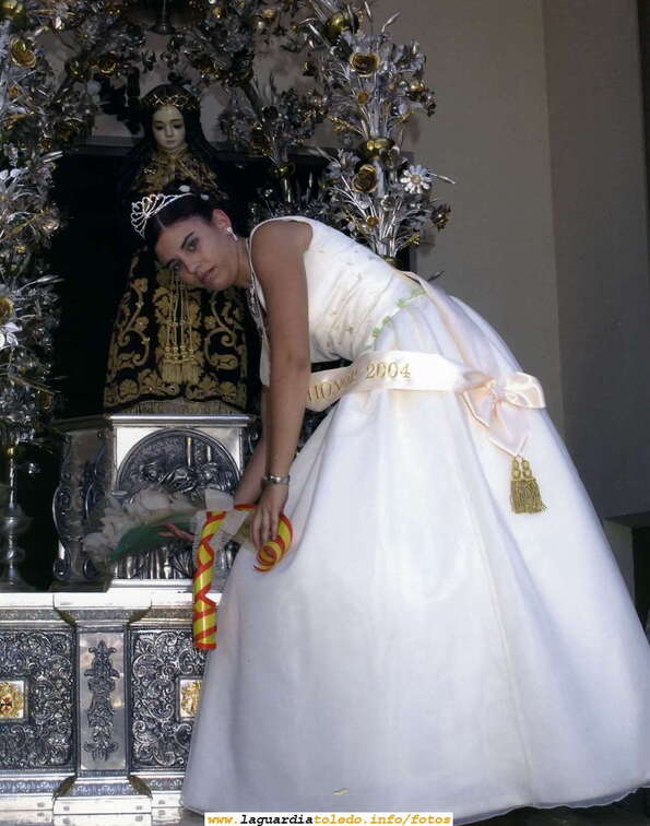 Ofertorio al Santo Niño de las damas en 2004