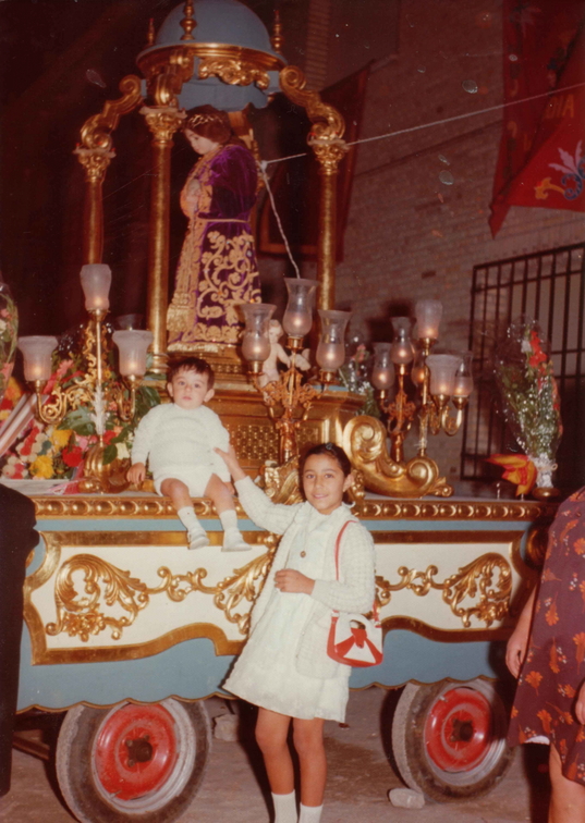 Gema y Modesto en las fiestas de 1976