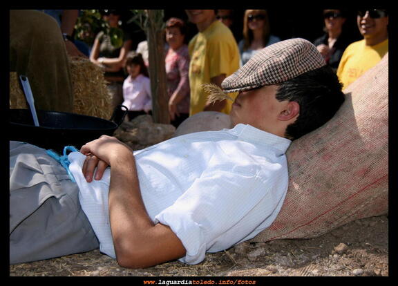 Fiestas 2008 - Personajes VI - 27 de septiembre 2008 - La siesta