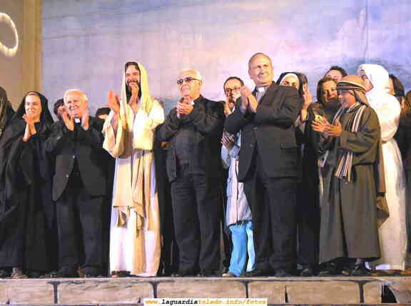 Cierre de la representación de La Pasión Dramatizada 2006 (12-04-2006)