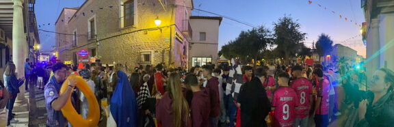 Concurso de carros y pañuelos
