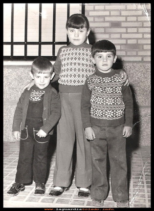 TRES HERMANOS