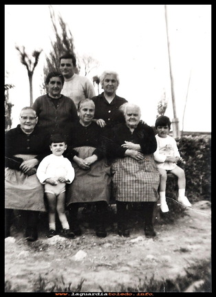VECINAS DE LA VILLETA