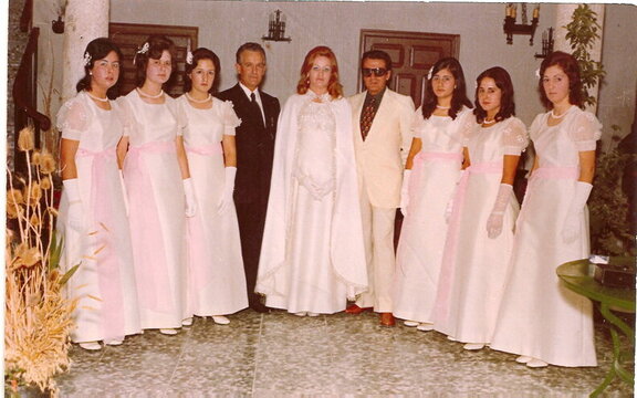 Reina y damas de honor de las fiestas de La Guardia en 1971