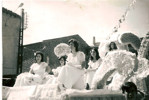 Carroza de la Reina y Damas de 1971