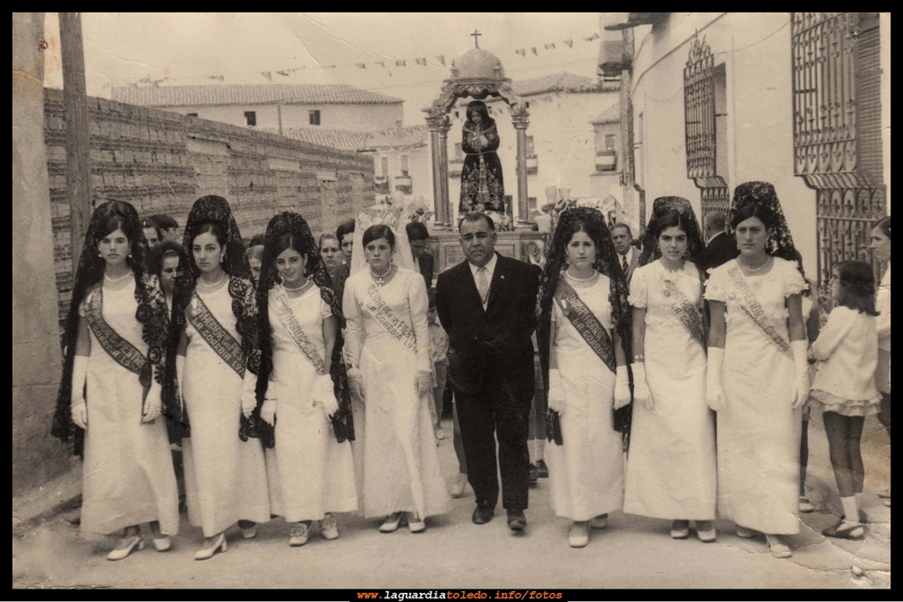 Reina, damas y mantenedor de las fiestas de 1970
