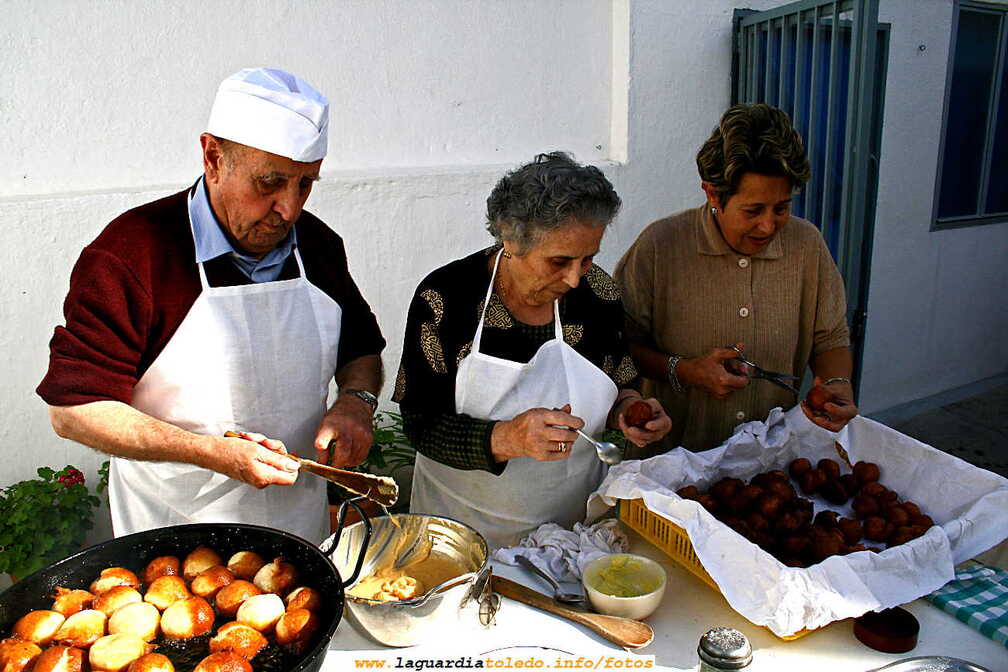 29 de Octubre de 2006, se acercan Los Santos, es tiempo de preparar buñuelos de viento...