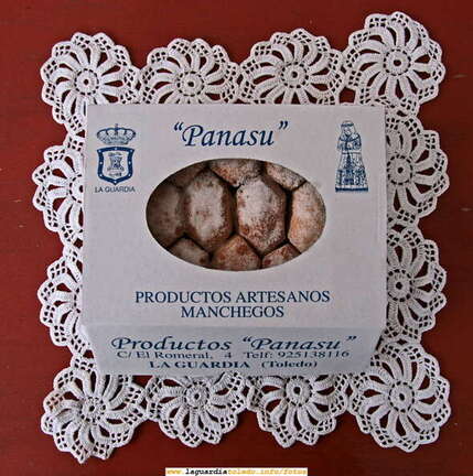 16 de diciembre de 2007. Se aceracán las navidades y con ellas llegan los dulces típicos de estas fechas ¿ Os gustan los 'mantecaos' ?