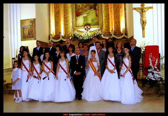 Reina y Damas 2009, junto al Mantenedor y sus familias