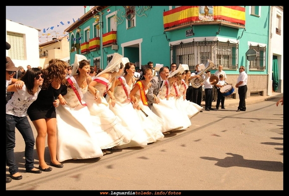 Reina, damas y mantenedor 2009