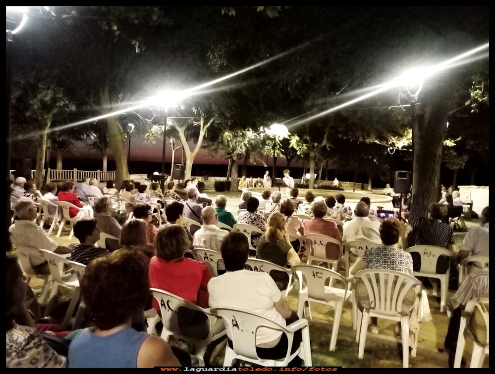 RECITAL DE POESÍA