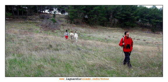 III Ruta a Pie organizada por Quijotes en Ruta 21 de noviembre de 2009 - Cruzando el Valle de las Calmas hacia la cerrada de Castillejo