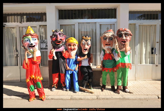 Gigantes y Cabezudos
