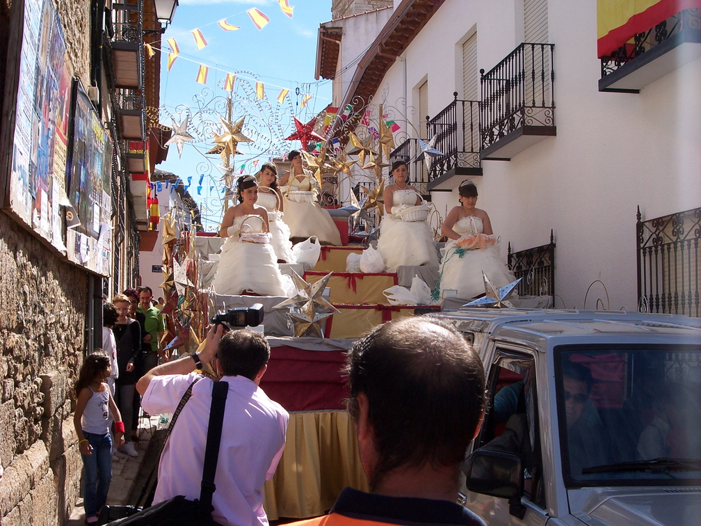 Carroza de las damas y reina 2010