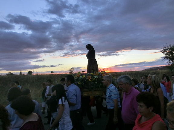 Subida del Santo Niño a la Iglesia. Camino de vuelta. 3-09-2011