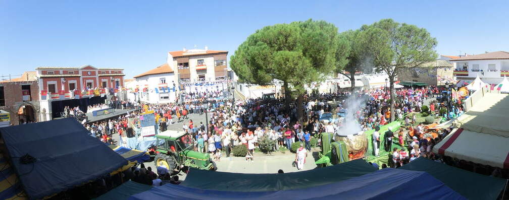 Panorámica de la plaza el día 24 de fiestas. 24-09-2011