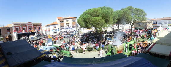 Panorámica de la plaza el día 24 de fiestas. 24-09-2011