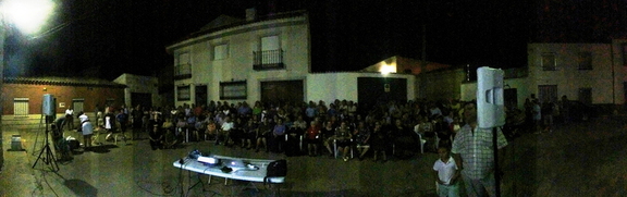 Panorámica de la Plaza de Jesús en la proyección del video "El olor de mi pueblo en Semana Santa" de Manoli Morales (Menua). 10-9-2011