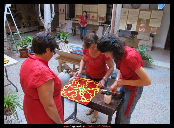 22 Septiembre 2012 -Casa de Los Jaénes - Ultimando las exposiciones