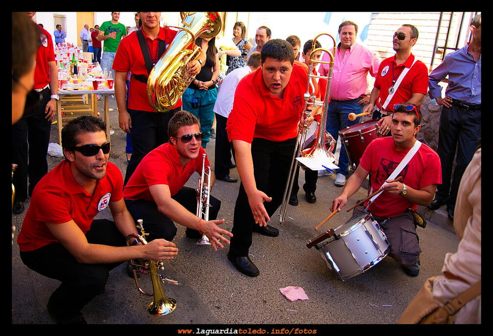 24 Septiembre 2012 - Fiesta después del banquete de la Reina y Damas - Los que tocan