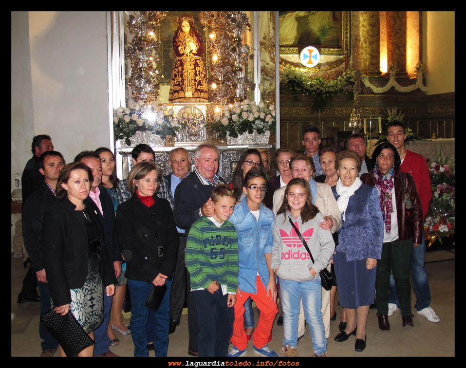 25 Septiembre 2012 -Procesión - Que el Santo Niño se lo premie.