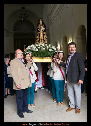 27 Septiembre 2012 - El Santo Niño vuelve a su ermita - La salida del Niño a hombros de nuestra reina y damas