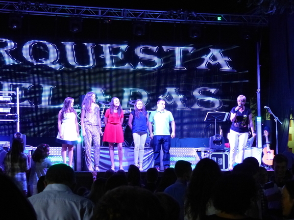 Presentación de la Reina, damas y mantenedor 2014