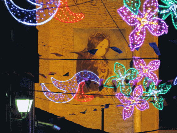El Mural del Santo Niño y las luces de las fiestas