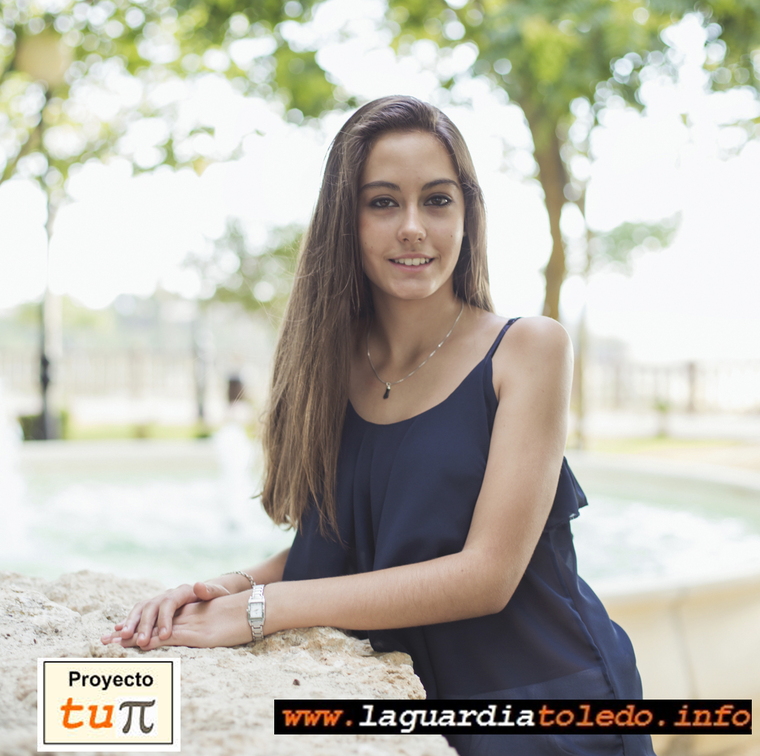 Ana Belén Montesinos García ( Dama de Honor Fiestas de La Guardia en Honor al Santo Niño 2015)