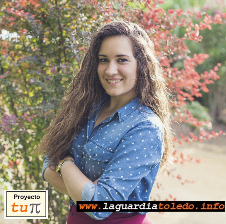 Laura Revuelta Torres ( Reina de Las Fiestas de La guardia en Honor al Santo Niño 2015)