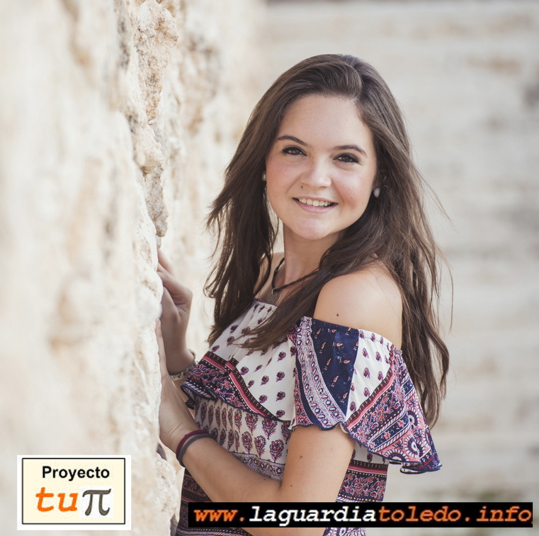 María Tacero López ( Dama de Honor Fiestas de La Guardia en Honor al Santo Niño 2015)