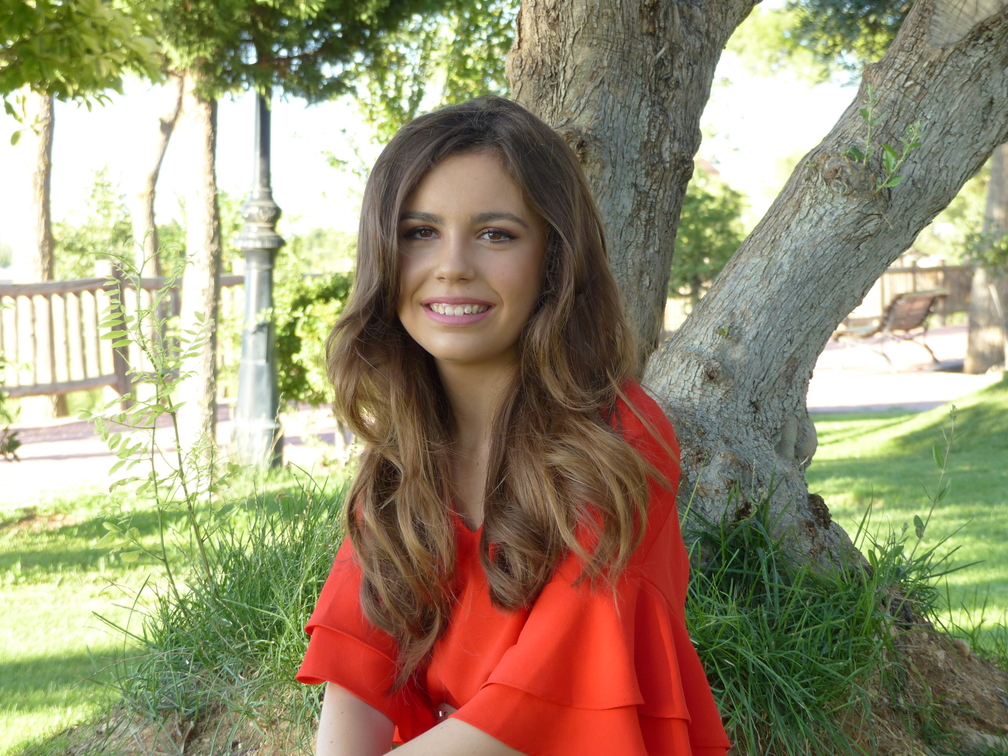 CLAUDIA SÁNCHEZ -VALLADARES ARAQUE