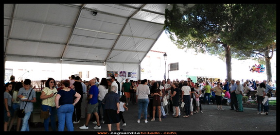 La plaza en fiestas