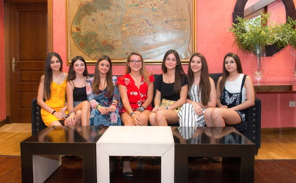 Reina y damas 2018