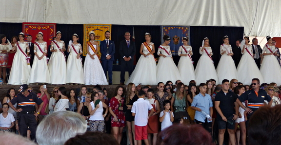 Damas, reinas y mantenedores, salientes y entrantes