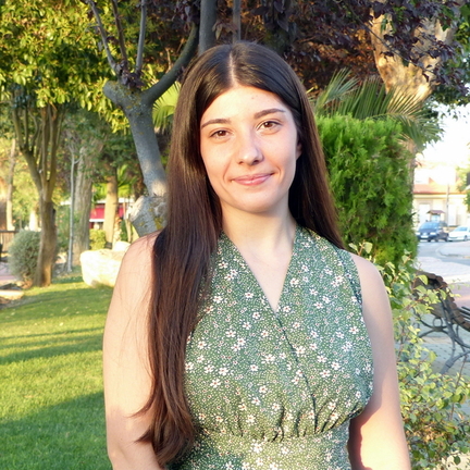 LAURA GUZMÁN FERNÁNDEZ