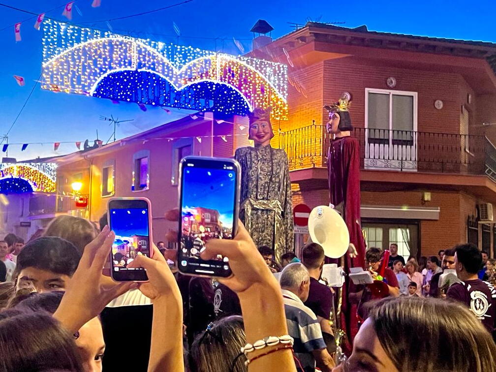Gigantes y cabezudos