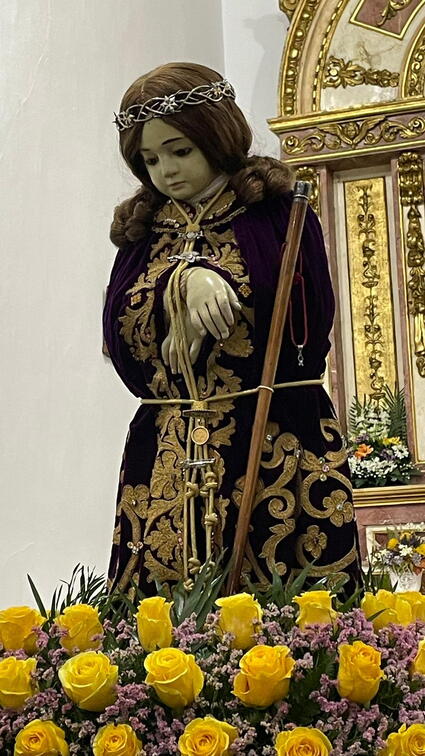 El Santo Niño en la Ermita esperando subirlo a la Iglesia