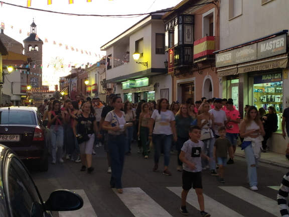 Gigantes y cabezudos
