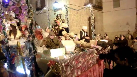 Cabalgata de Reyes 2013 a su paso por la Glorieta
