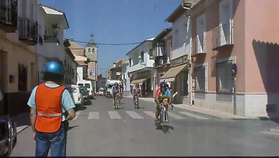 Vídeo en alta definición del paso de la Marcha Cicloturista de Yepes por La Guardia . 29-08-2010