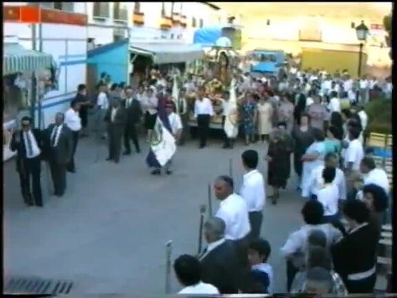 25 de Septiembre de 1989. Procesión con el Santo Niño para el ofertorio en la Plaza y venta de artículos del Santo Niño.