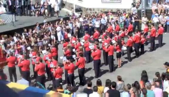 Banda de cornetas y tambores en la Plaza. 24-09-2011