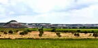 Panorámica de nuestro pueblo entre el cerro de la Atalaya y el de las Maricas
