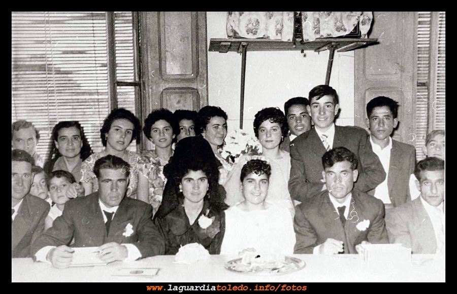 1959. Boda de Fausto López y Flora Muñoz. Celebración en Casa de Cepa
