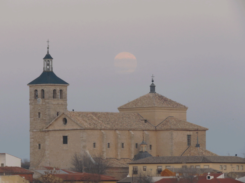 Salida de la luna llena el día de Nochebuena de 2015