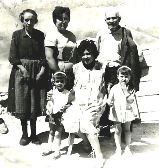 Familia en el Paseo del Norte