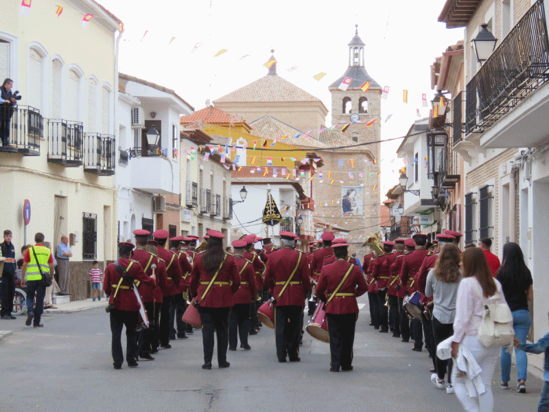 II certámen de Bandas "Musica es vida" por la calle Mayor