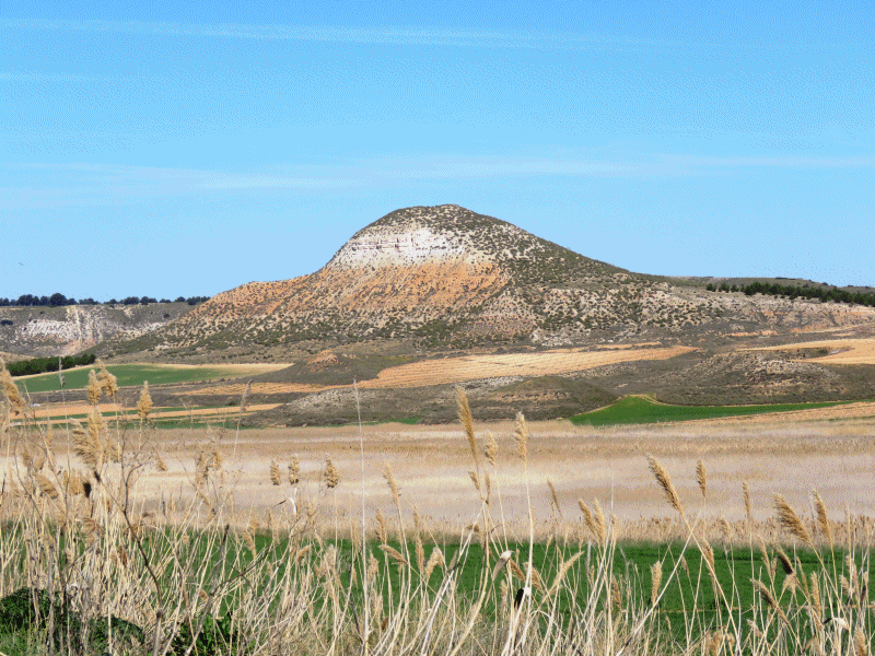 Distintas vistas del cerro de las Maricas desde los Serranos hasta la Cabezuela. 19-3-2017